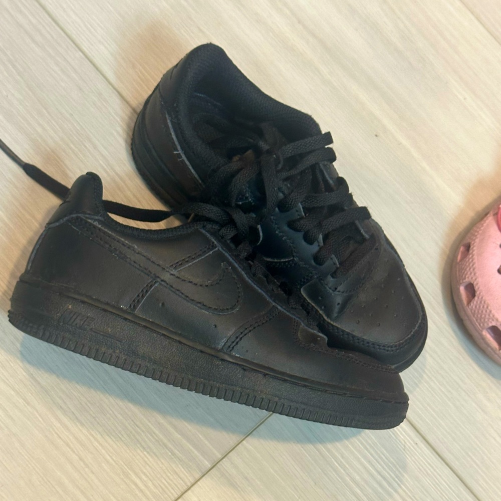 Girls air force ones